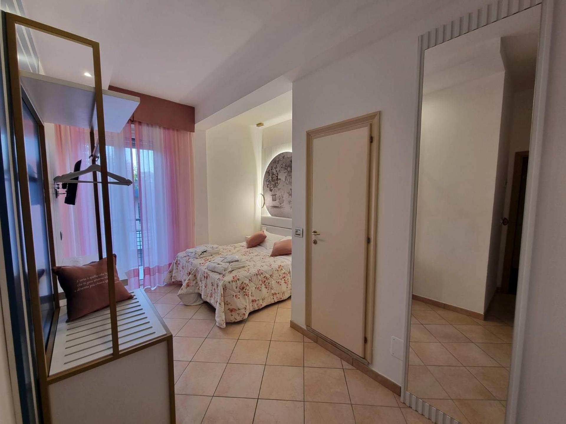 Hotel Angelini Rimini Luaran gambar