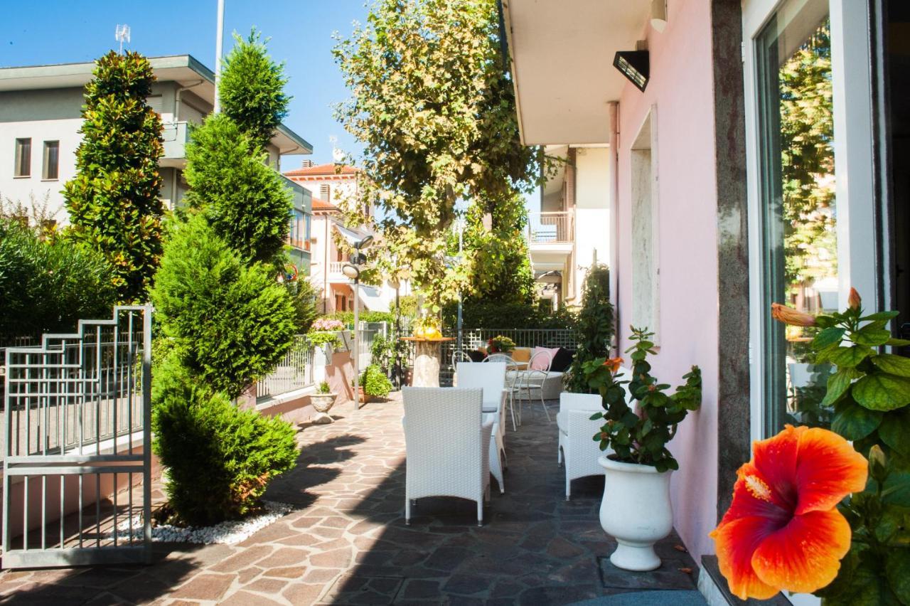 Hotel Angelini Rimini Luaran gambar